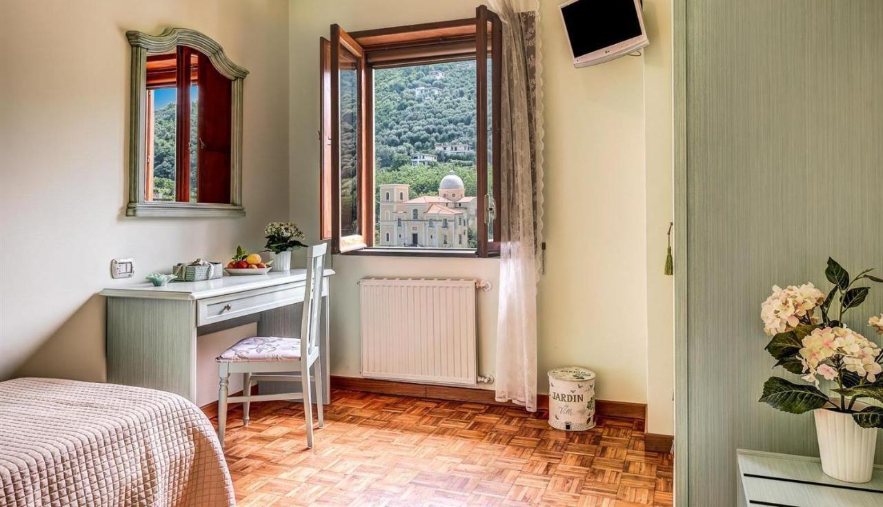 Villa Dei Fiori - Exclusive Villa With Garden In Sorrento Coast 비코에쿠엔세 외부 사진